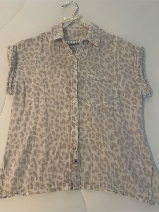 Rails Tops - Rails Cream and Light Taupe Button-Up Shirt